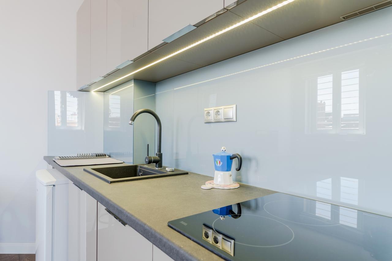 בודפשט Top Of The City Apartment With Ac מראה חיצוני תמונה